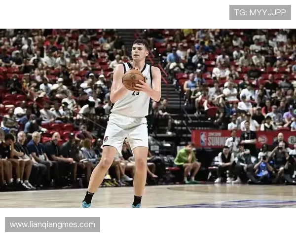 杨毅:杨瀚森有望下赛季进入NBA正赛 克林根主防时间受限且犯规偏多 杨毅:杨瀚森有望下赛季进入NBA正赛 克林根主防时间受限且犯规偏多