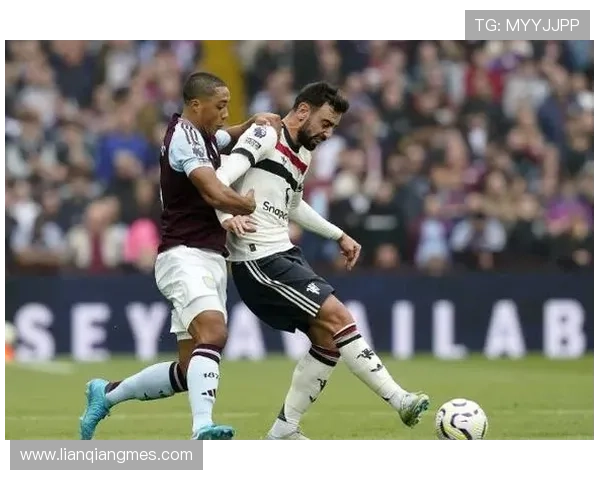 阿玛德精妙倒三角助攻造险情B费迎球怒射中柱抱头遗憾全场叹息